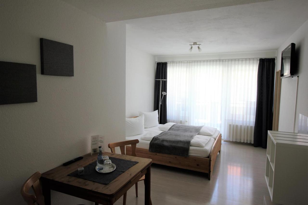 Hotel Wirtshaus Krone Friedrichshafen Esterno foto