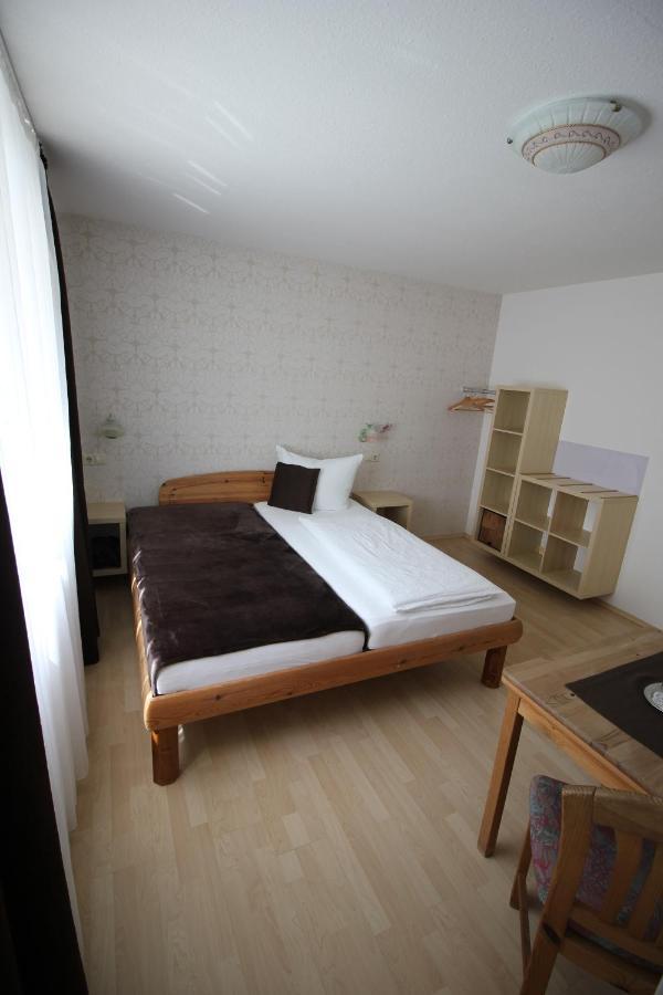 Hotel Wirtshaus Krone Friedrichshafen Esterno foto