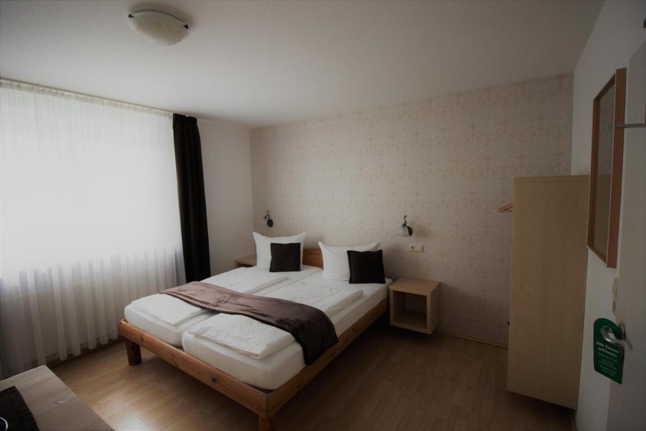 Hotel Wirtshaus Krone Friedrichshafen Esterno foto